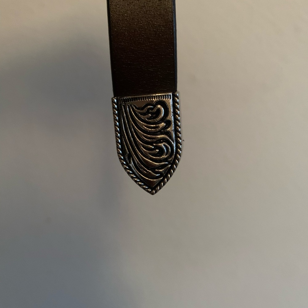 Belt - Picture 2 of 3